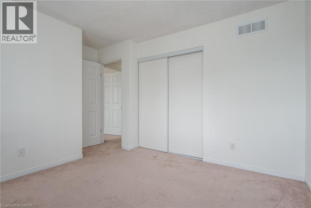 Photo 19 of 950 Highland Drive W Unit 32, Kitchener ON