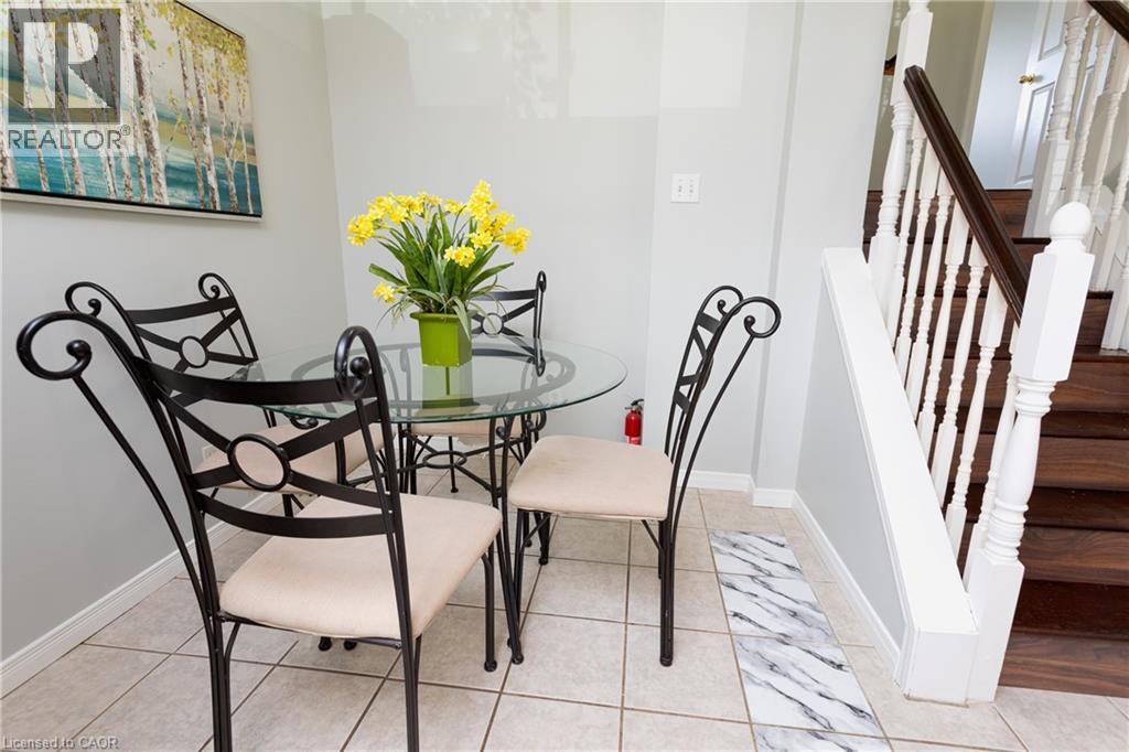 Photo 8 of 211 Veronica Drive Unit 10, Kitchener ON