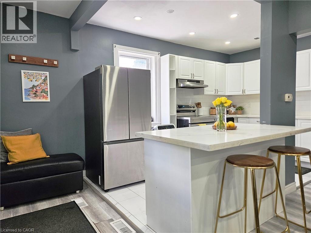 Photo 7 of 45 St Clair Avenue, Kitchener ON