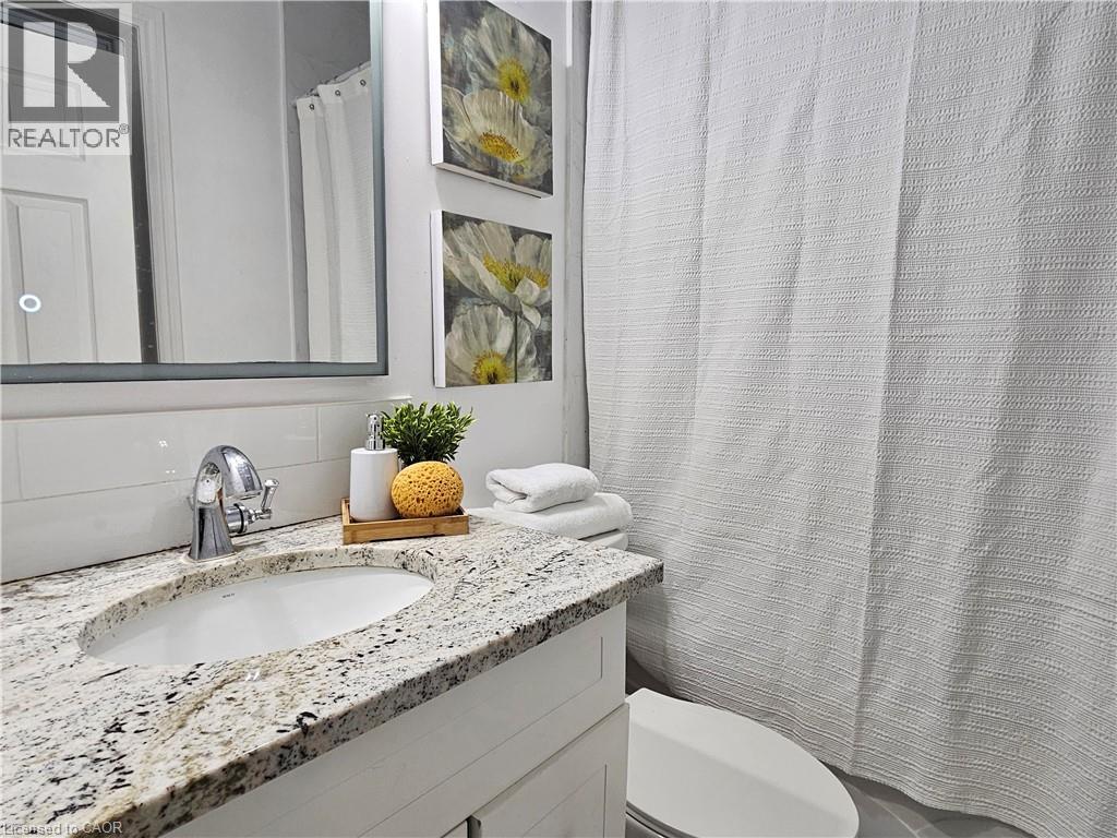 Photo 12 of 45 St Clair Avenue, Kitchener ON
