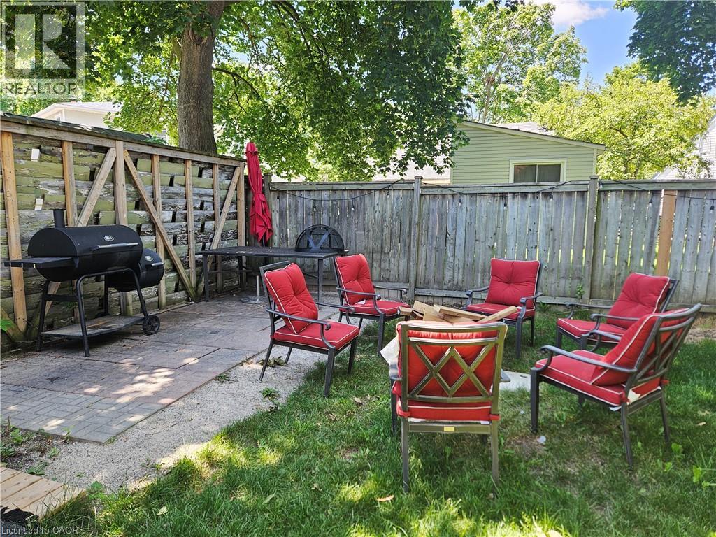 Photo 21 of 45 St Clair Avenue, Kitchener ON