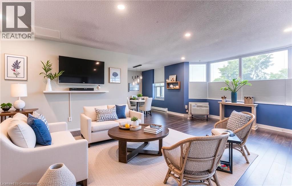 Photo 3 of 55 Green Valley Drive Unit 210, Kitchener ON