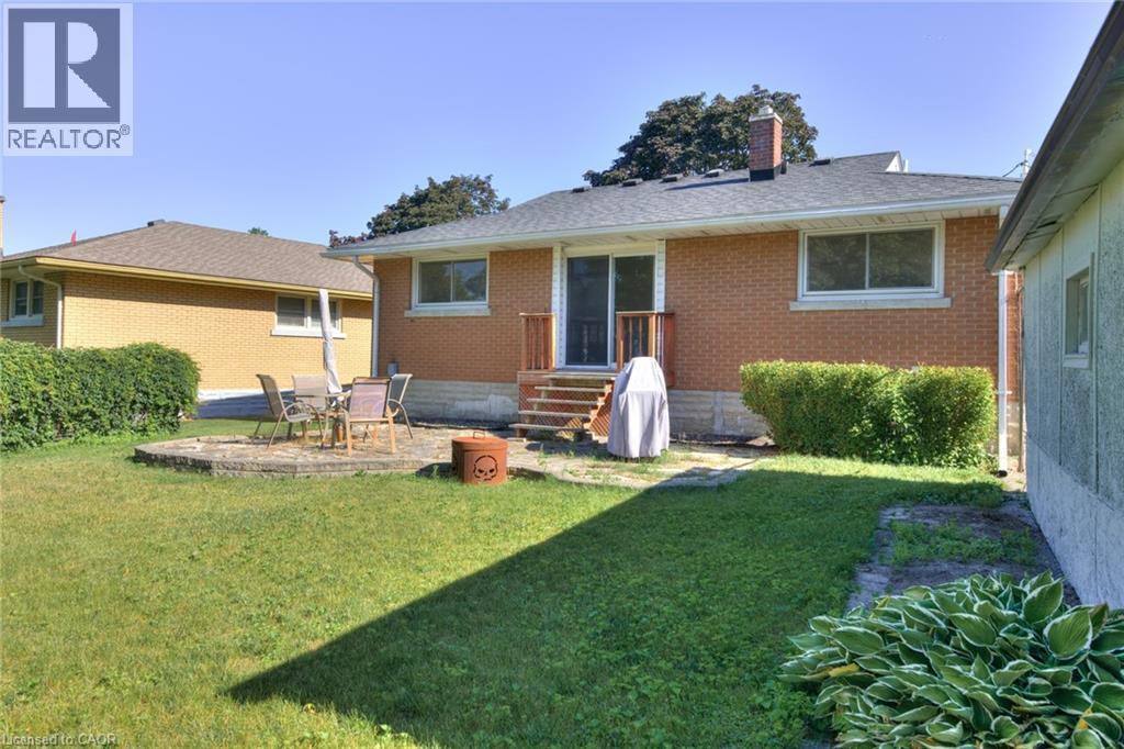 Photo 22 of 71 Broadmoor Avenue, Kitchener ON