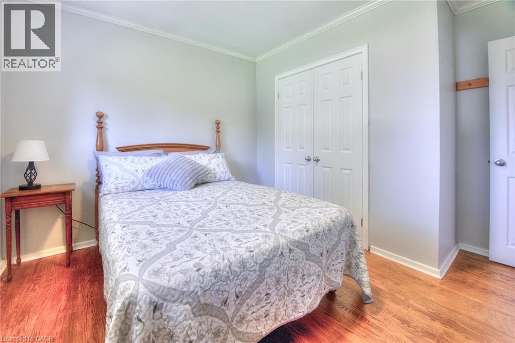Photo 14 of 71 Broadmoor Avenue, Kitchener ON