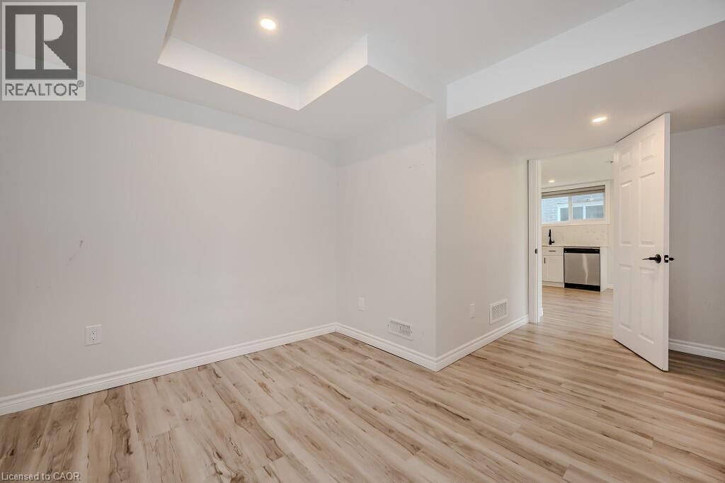 Photo 17 of 277 Dewdrop Crescent Unit Lower, Waterloo ON