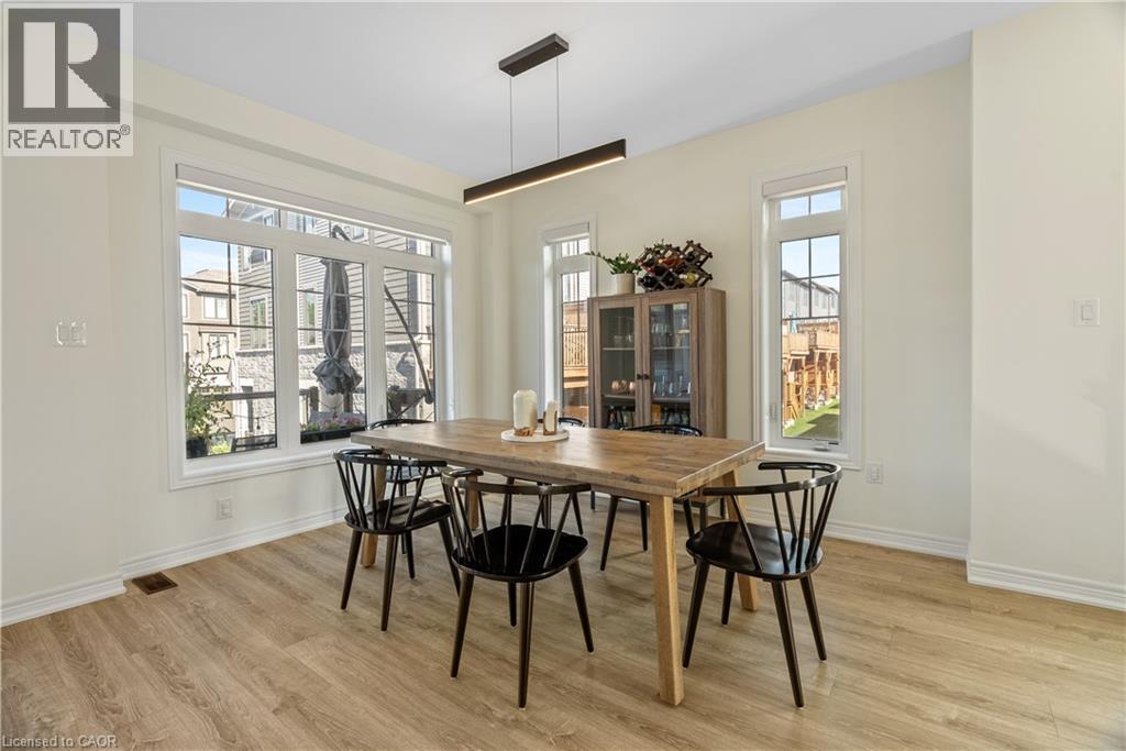 Photo 10 of 10 Birmingham Drive Unit 18, Cambridge ON