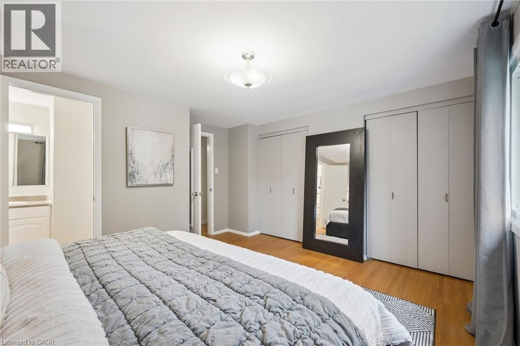 Photo 8 of 358 Craigleith Drive, Waterloo ON