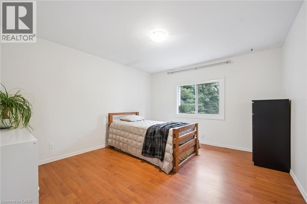 Photo 36 of 358 Craigleith Drive, Waterloo ON