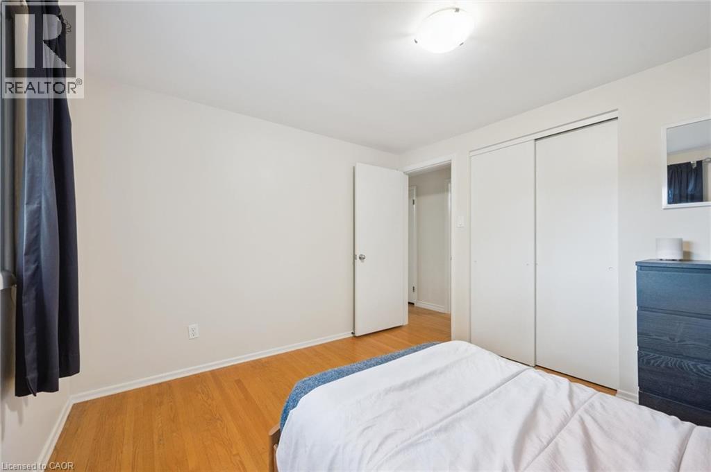 Photo 13 of 358 Craigleith Drive, Waterloo ON