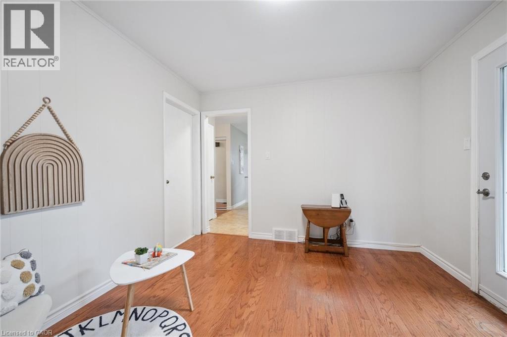Photo 9 of 358 Craigleith Drive, Waterloo ON