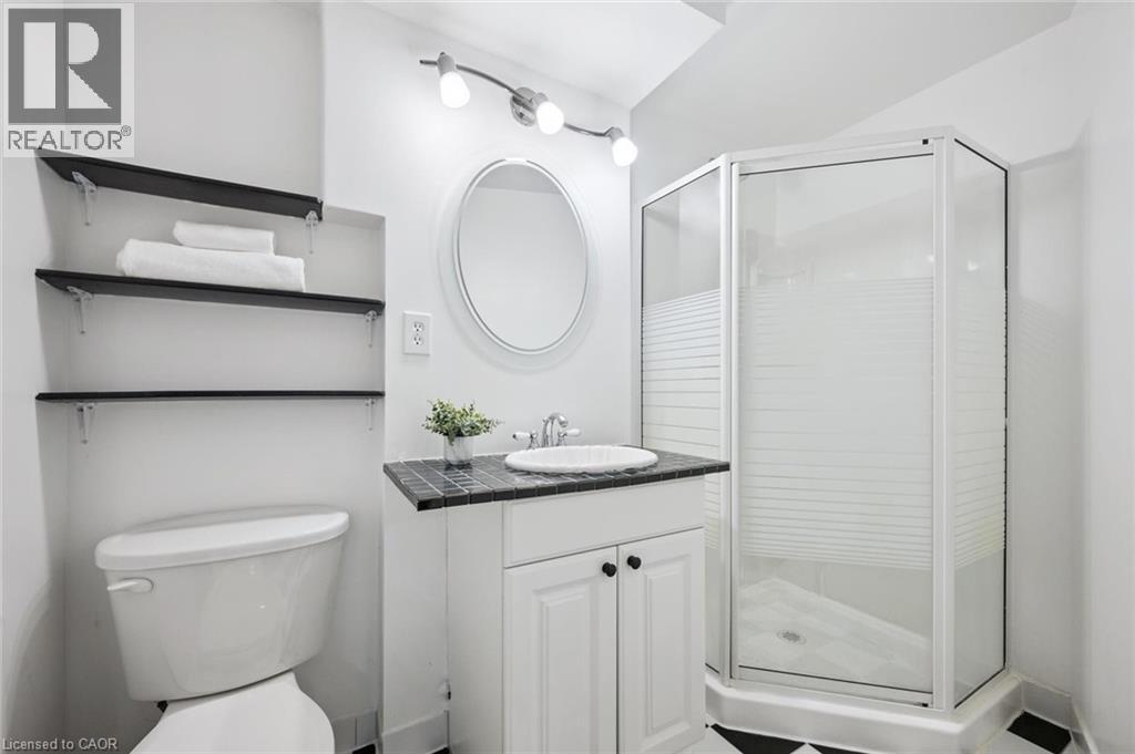 Photo 5 of 358 Craigleith Drive, Waterloo ON