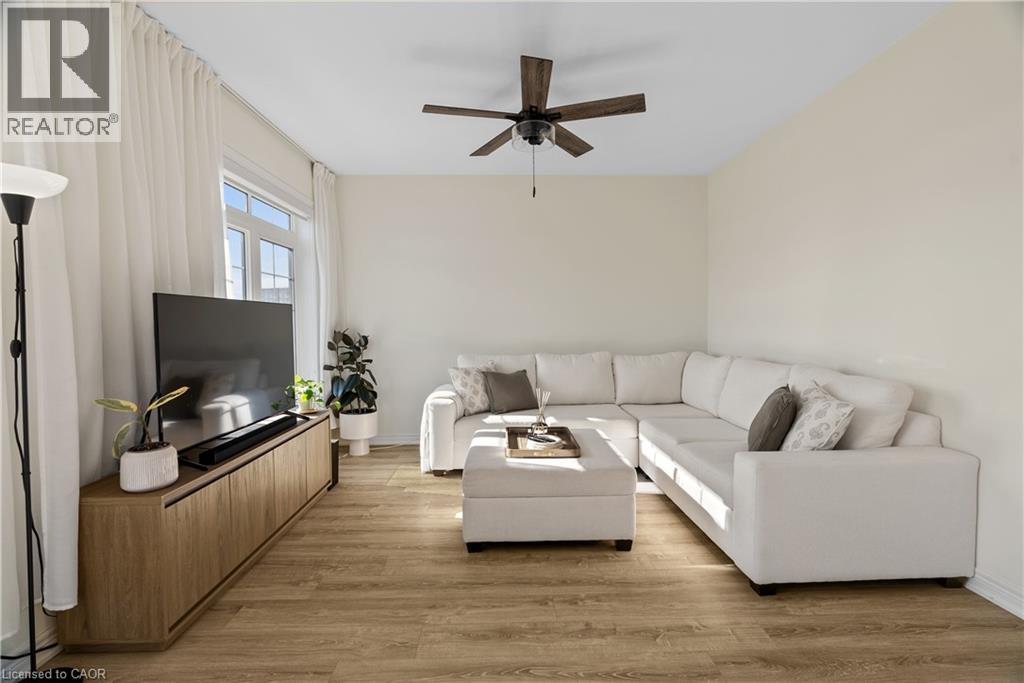 Photo 20 of 10 Birmingham Drive Unit 18, Cambridge ON