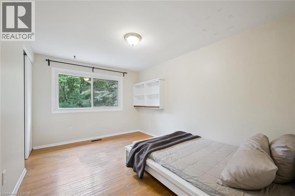 Photo 16 of 358 Craigleith Drive, Waterloo ON