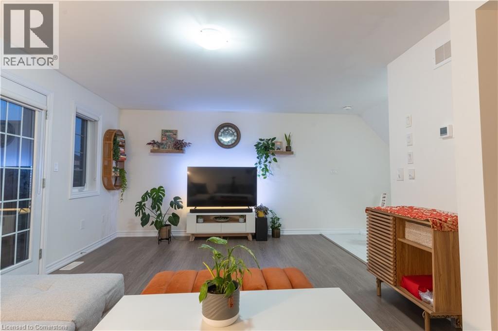 Photo 19 of 85 Mullin Drive Unit 20 B, Guelph ON