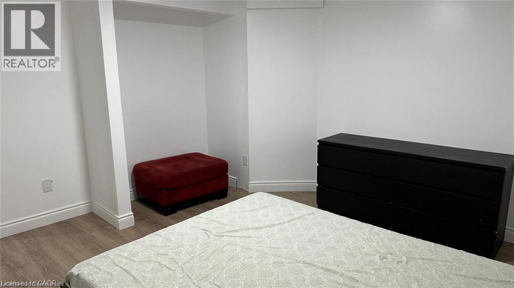 Photo 11 of 402 Bamberg Crescent Unit Basement, Waterloo ON