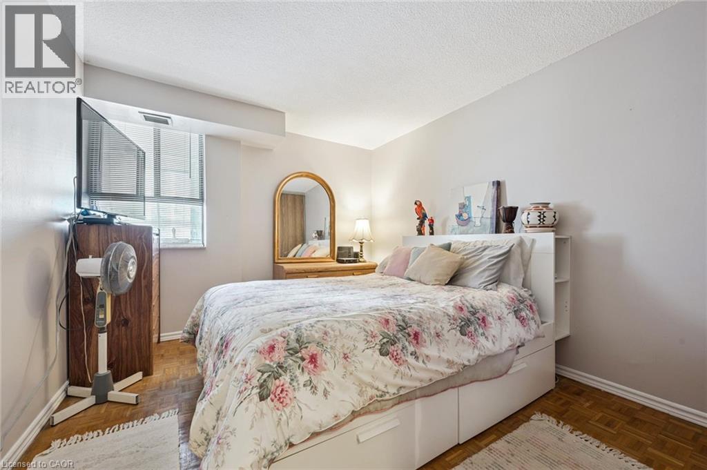 Photo 13 of 4 Lisa Street Unit 707, Brampton ON