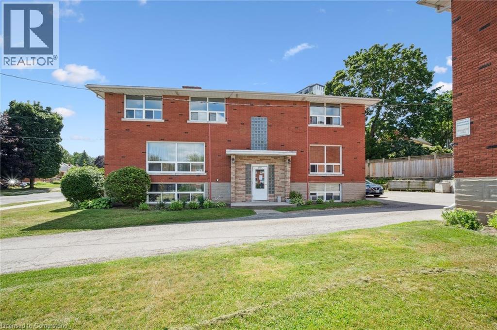 Photo 4 of 275 279 Herbert Street, Waterloo ON