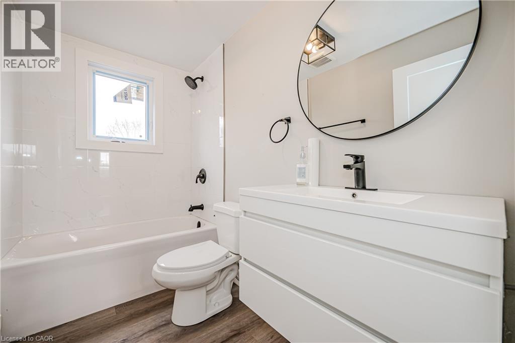 Photo 15 of 43 Albert Street Unit 7, Hamilton ON