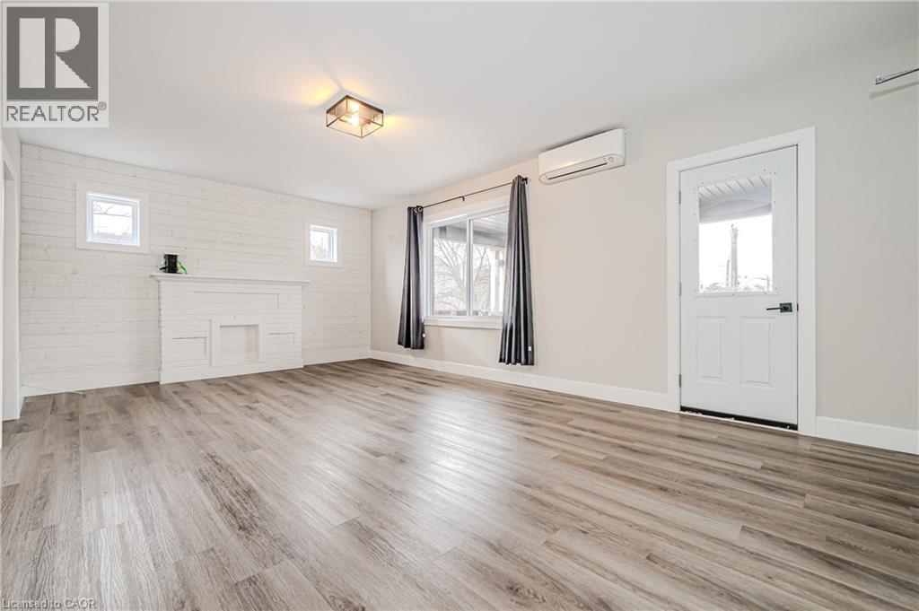 Photo 3 of 43 Albert Street Unit 7, Hamilton ON