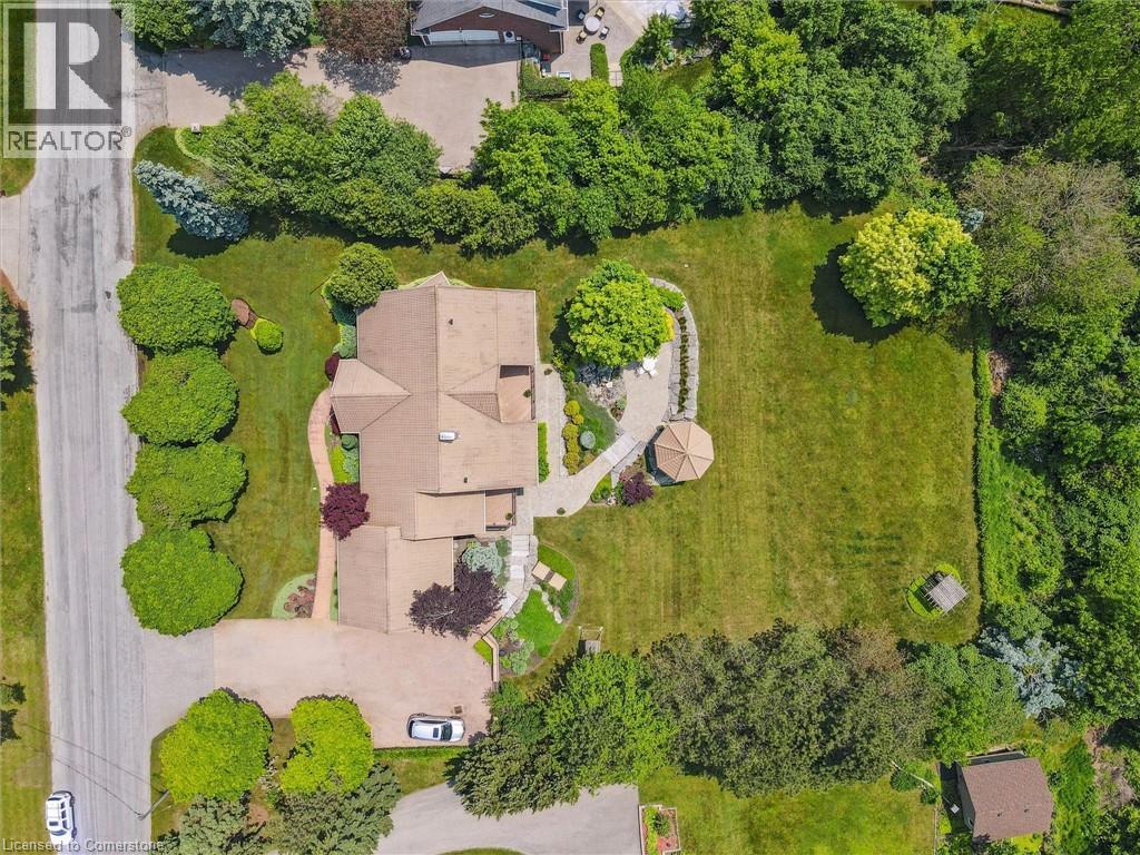 Photo 44 of 211 Edgehill Drive, Kitchener ON