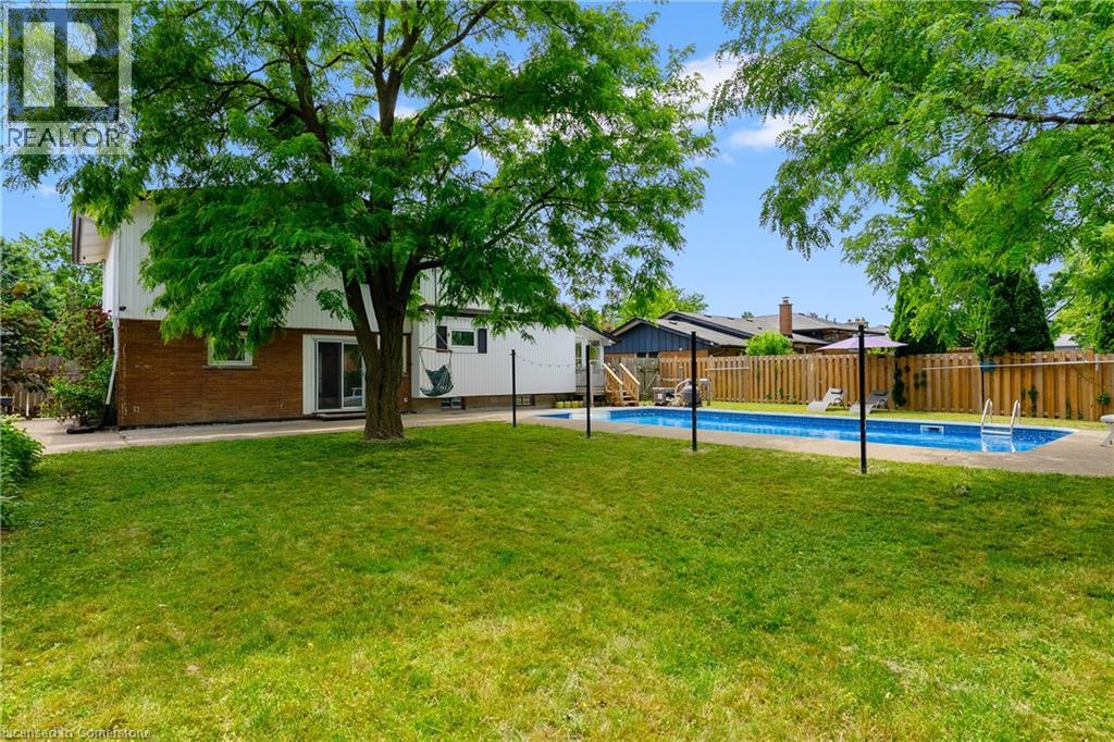 Photo 8 of 6937 Waterloo Drive, Niagara Falls ON