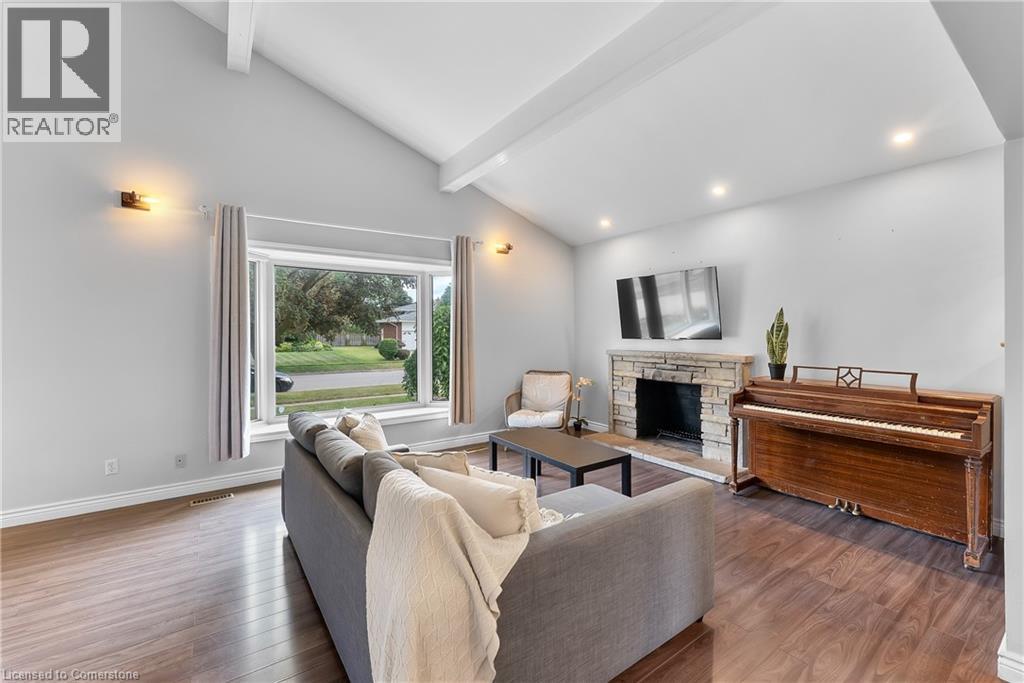 Photo 9 of 6937 Waterloo Drive, Niagara Falls ON
