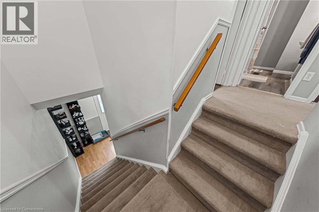 Photo 3 of 1400 Wildren Place, Cambridge ON