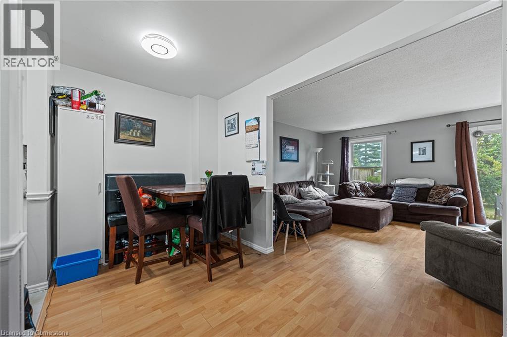 Photo 7 of 1400 Wildren Place, Cambridge ON