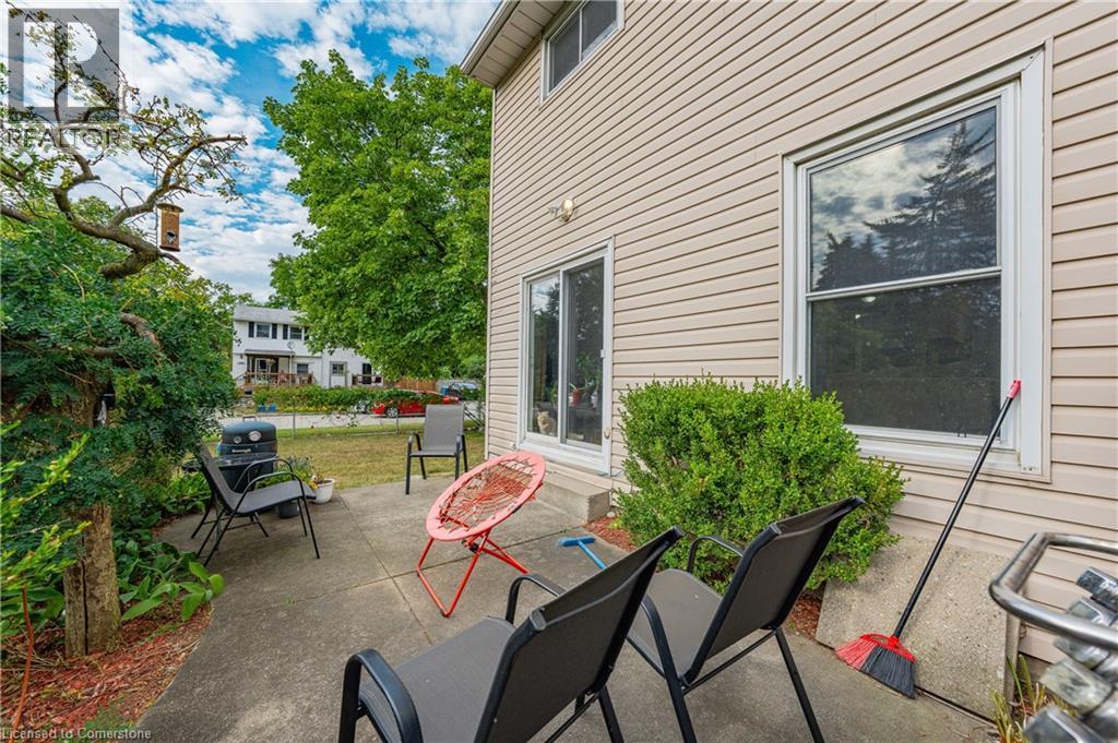 Photo 9 of 1400 Wildren Place, Cambridge ON