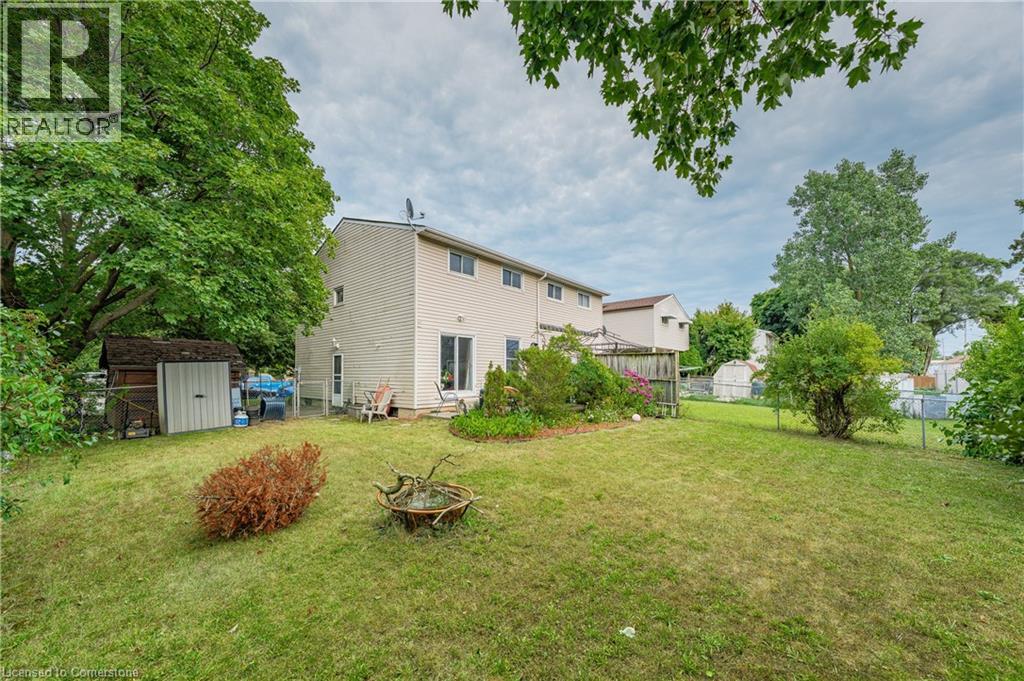 Photo 8 of 1400 Wildren Place, Cambridge ON