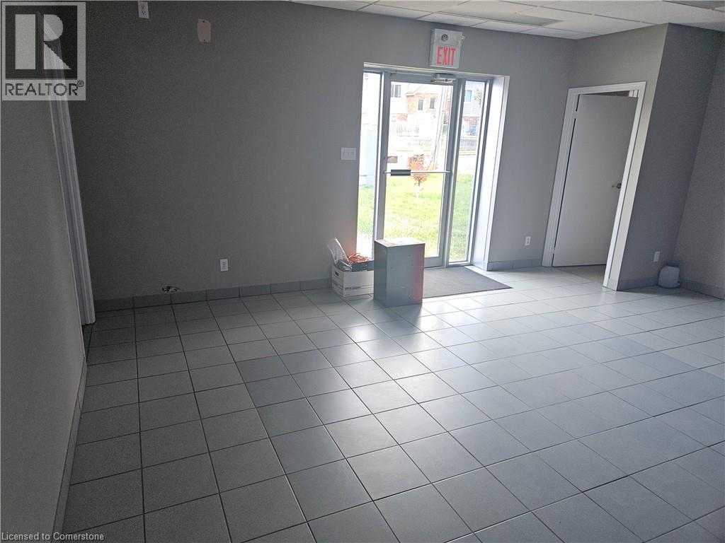 Photo 25 of 250 Lawrence Avenue, Kitchener ON