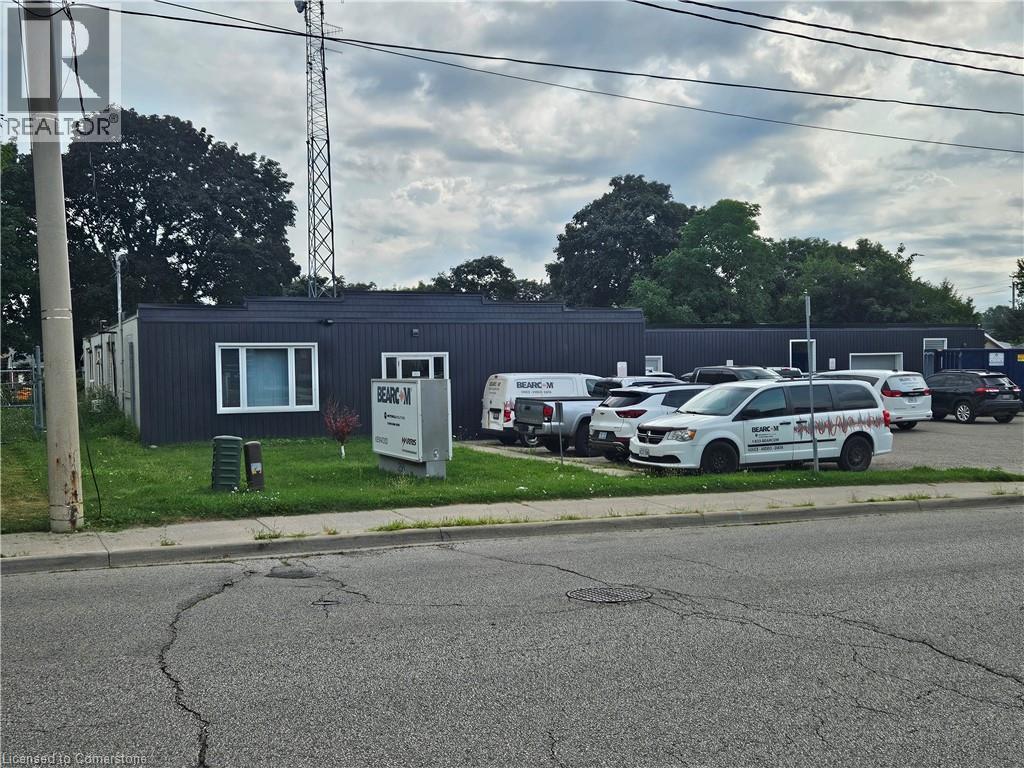 Photo 2 of 250 Lawrence Avenue, Kitchener ON