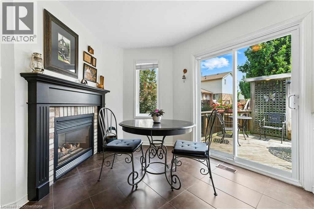 Photo 2 of 51 Strathroy Crescent, Waterdown ON