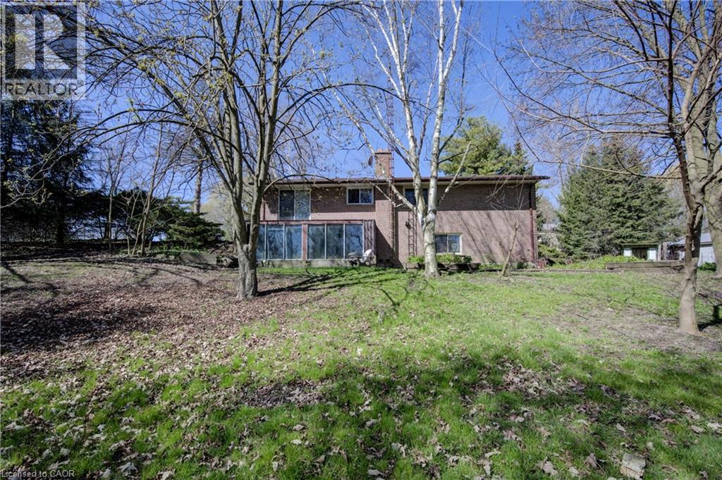345 GOVERNORS Road E - 29