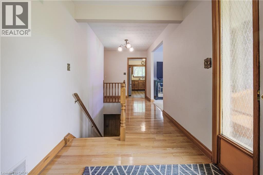 345 GOVERNORS Road E - 5