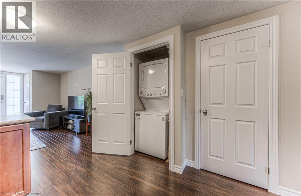 Photo 19 of 240 Rachel Crescent Unit F, Kitchener ON