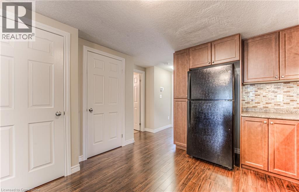 Photo 17 of 240 Rachel Crescent Unit F, Kitchener ON
