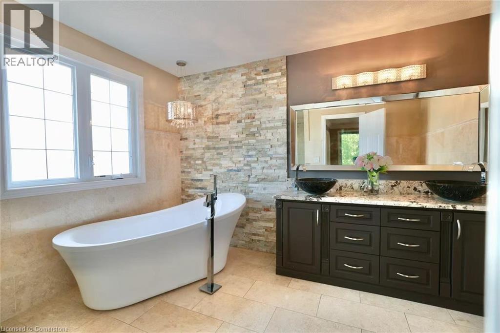 Photo 27 of 872 Creekside Drive, Waterloo ON