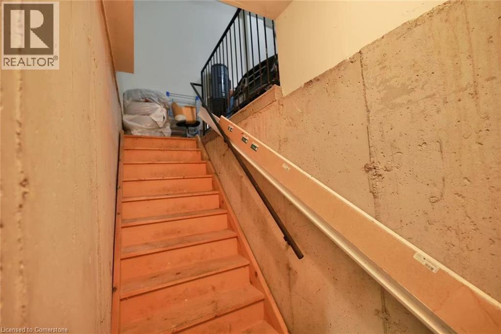 Photo 13 of 872 Creekside Drive, Waterloo ON
