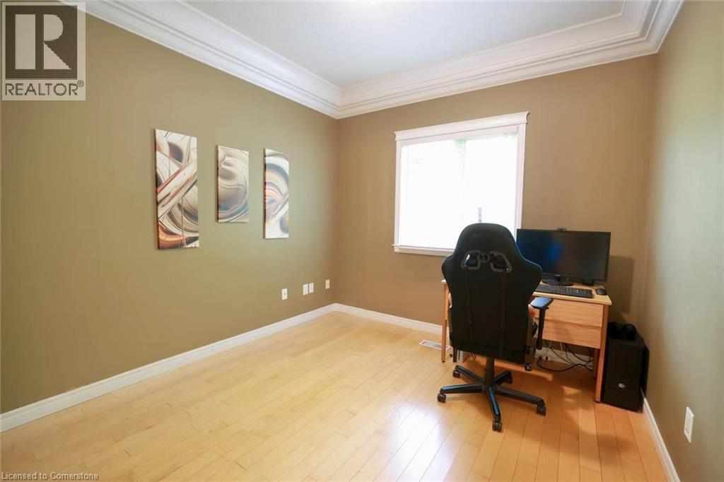 Photo 6 of 872 Creekside Drive, Waterloo ON