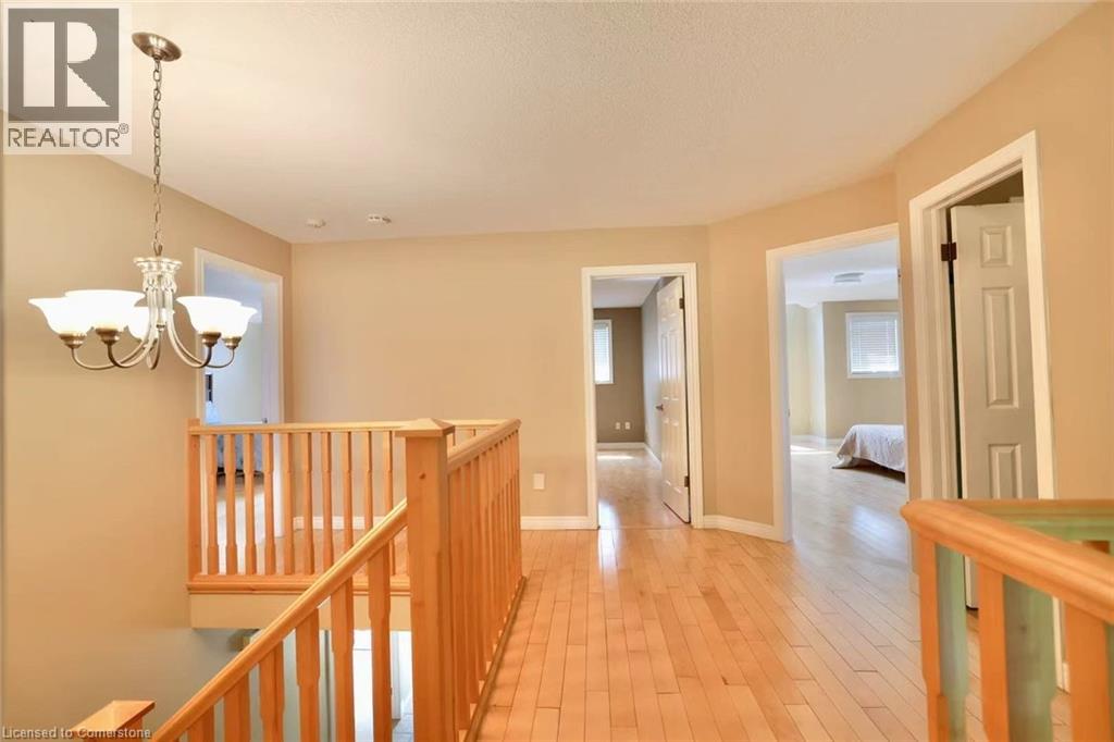 Photo 9 of 872 Creekside Drive, Waterloo ON