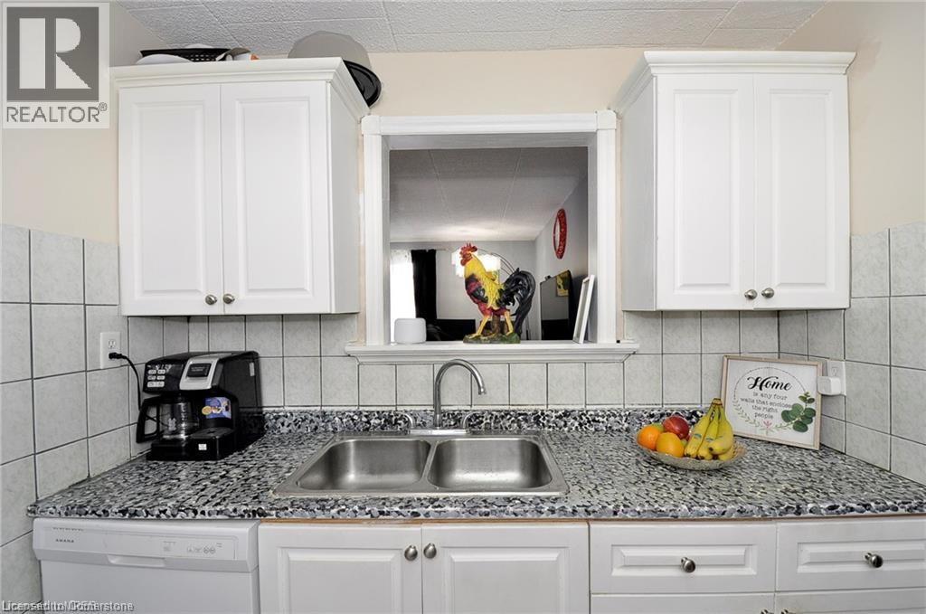 Photo 15 of 71 Vanier Drive Unit 205, Kitchener ON
