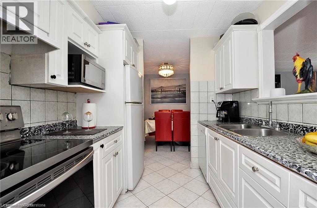 Photo 11 of 71 Vanier Drive Unit 205, Kitchener ON