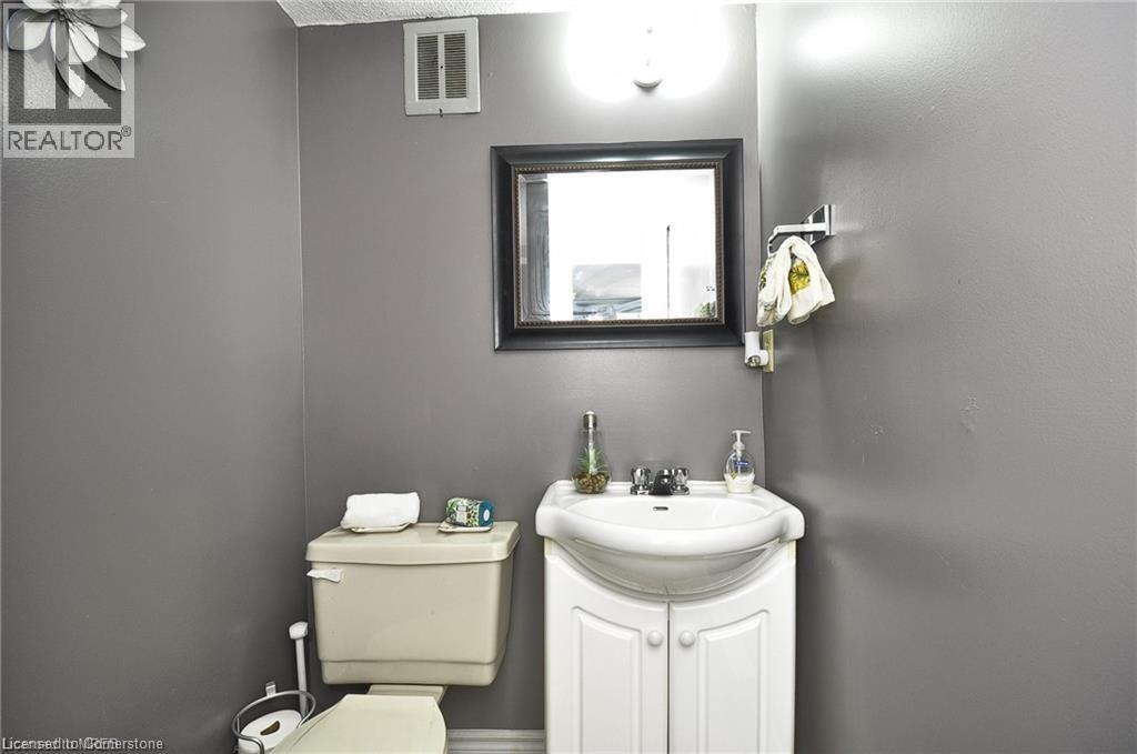 Photo 12 of 71 Vanier Drive Unit 205, Kitchener ON