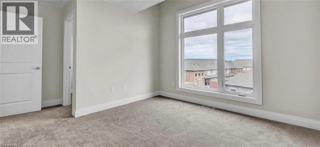 Photo 9 of 271 Grey Silo Road Unit 33, Waterloo ON