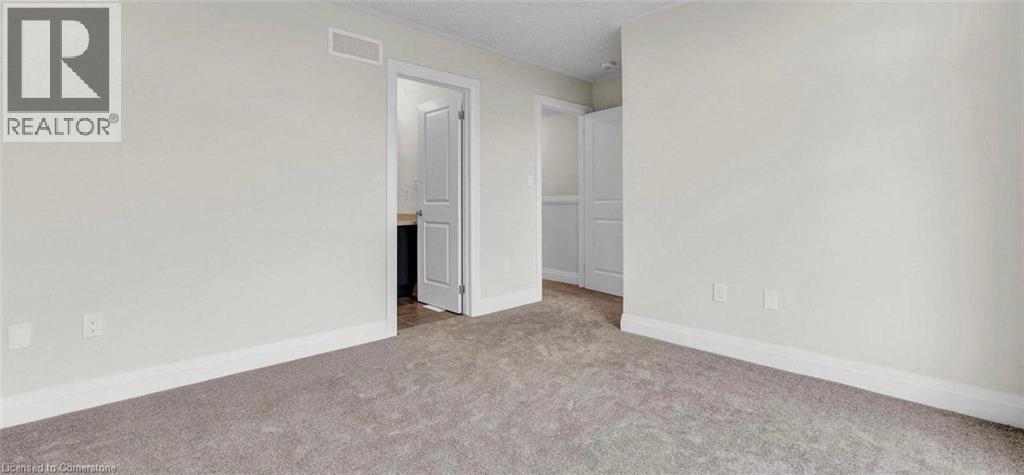 Photo 12 of 271 Grey Silo Road Unit 33, Waterloo ON