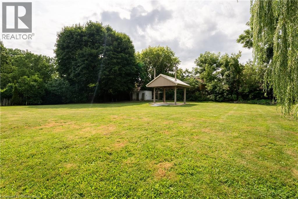 Photo 7 of 37 B Victoria Avenue, Cambridge ON