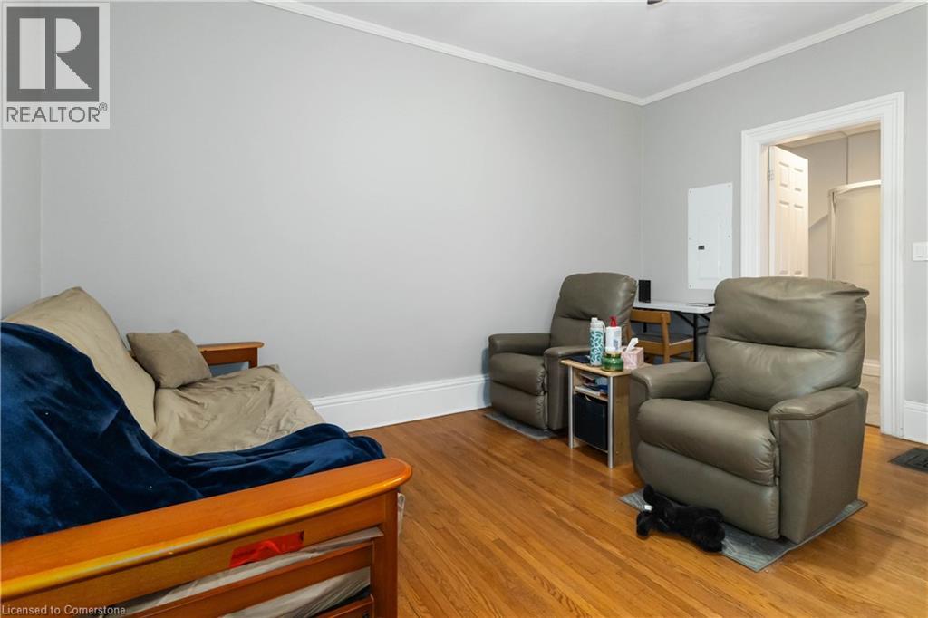Photo 10 of 13 Sarah Street, Brantford ON