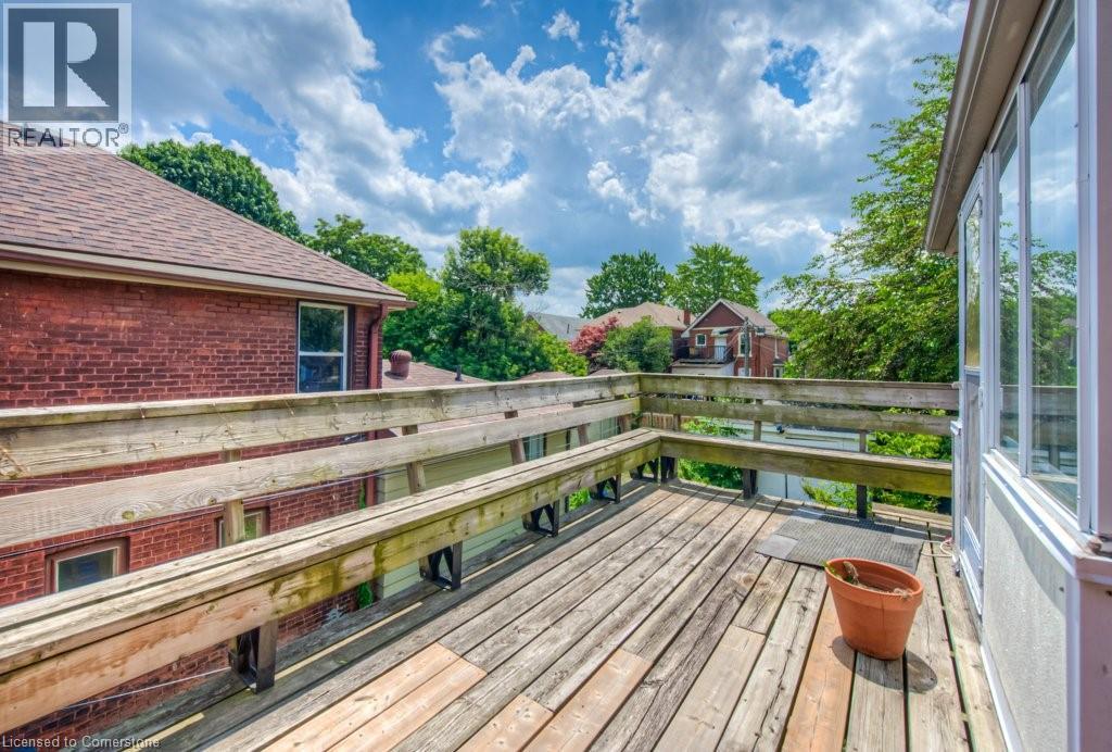 Photo 16 of 13 Sarah Street, Brantford ON