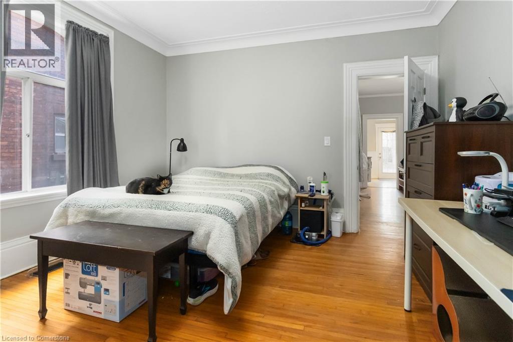 Photo 38 of 13 Sarah Street, Brantford ON
